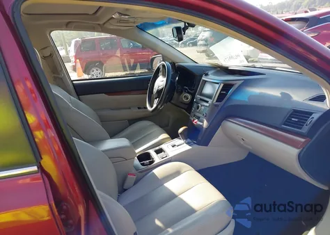 2013 Subaru Outback 2.5I Limited из США, поврежденный, VIN 4S4BRCLC2D3280140